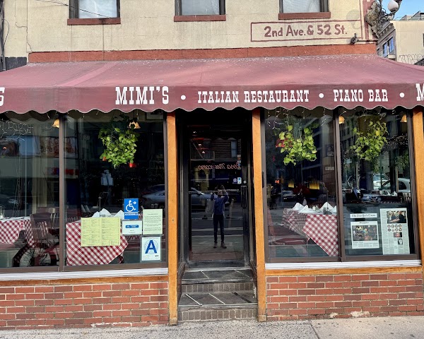 Mimi's Restaurant and Piano Bar 2