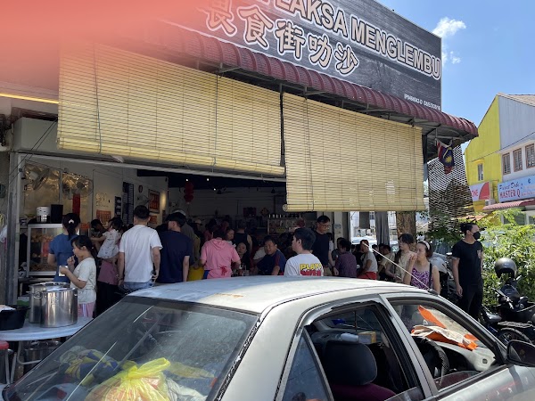 Kedai Asam Laksa Menglembu (喂食街喇沙)