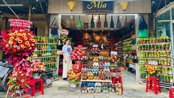 Mia Leather Shop