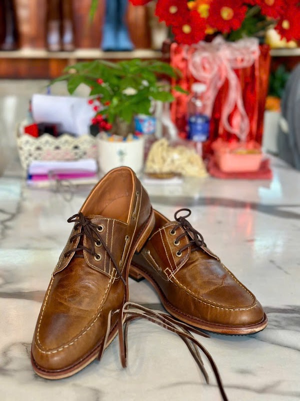 Mia Leather Shop 4