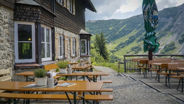 Østerrike 12