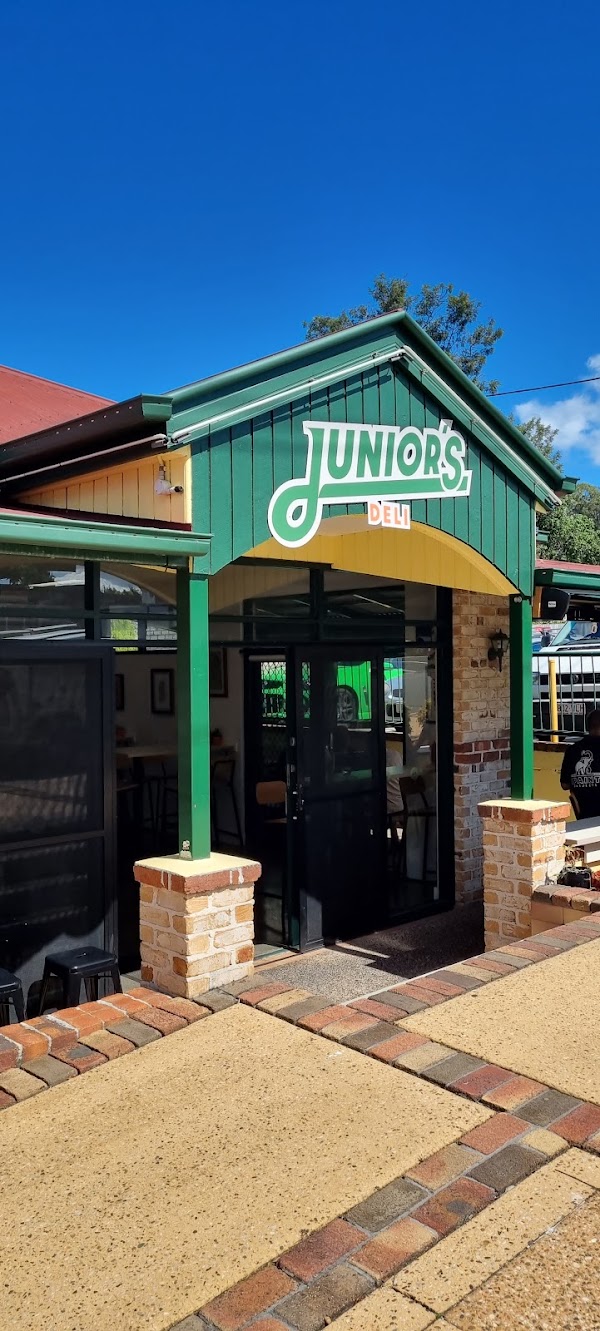 Junior's Deli - Sandwich & Burger Restaurant