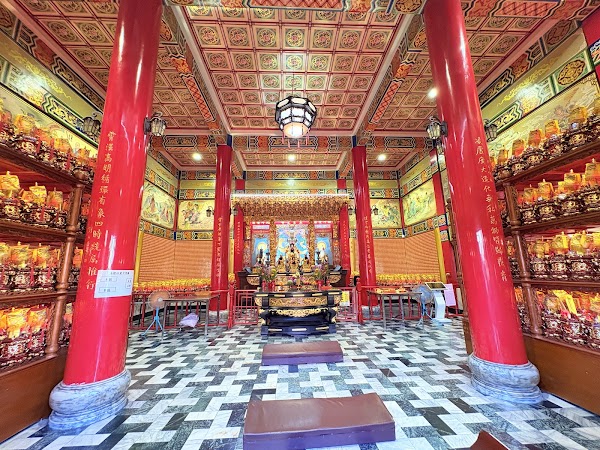 Sanfong Temple 2