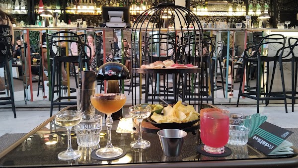 The Court Bar. Palazzo Manfredi 4