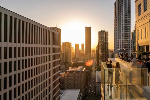 Riu Rooftop Chicago 3