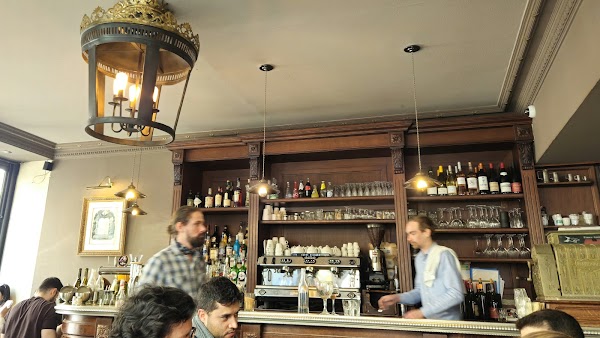 Café de l'Empire 5