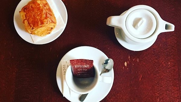 Café de l'Empire 4