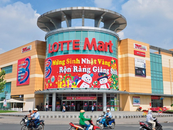 LOTTE Mart - District 7 5