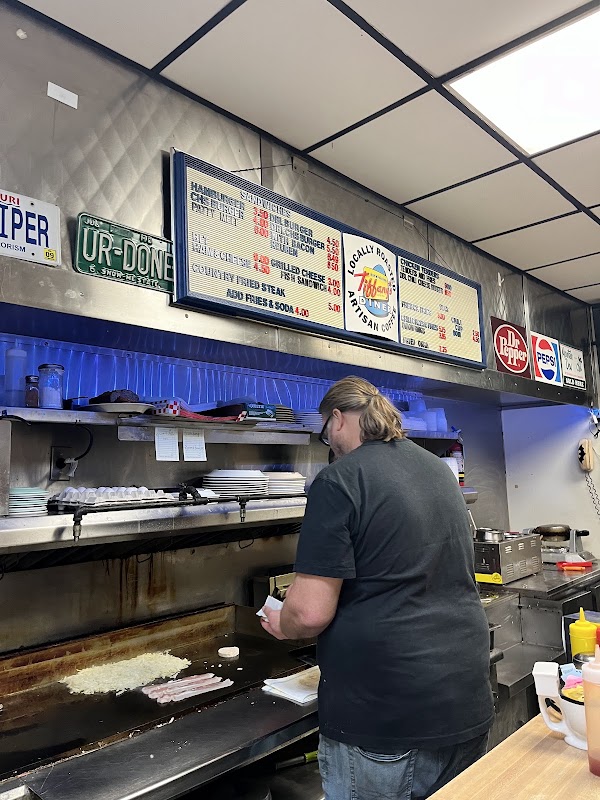 Tiffany's Original Diner 4