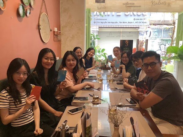 Heal and Celeb Vegan Restaurant 1