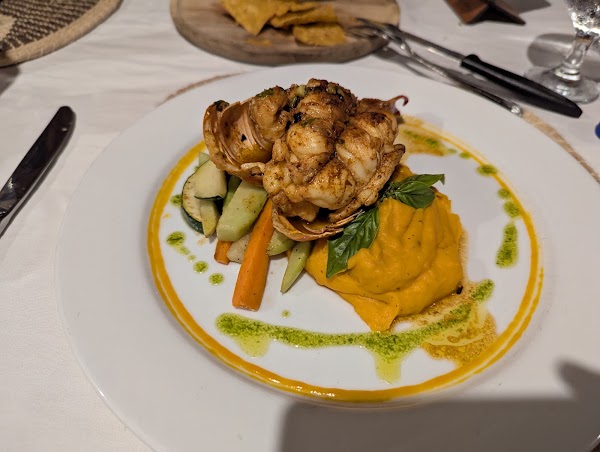 Las Palapas Belize Restaurant - Caye Caulker 3