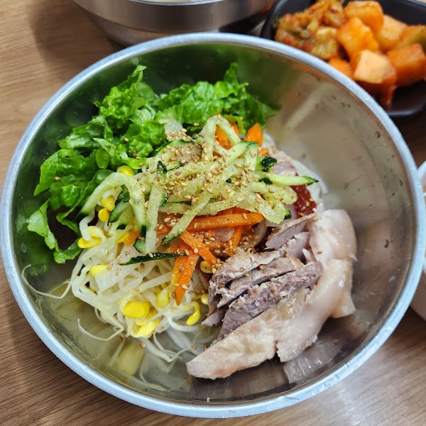 동진식당 동문시장점 3