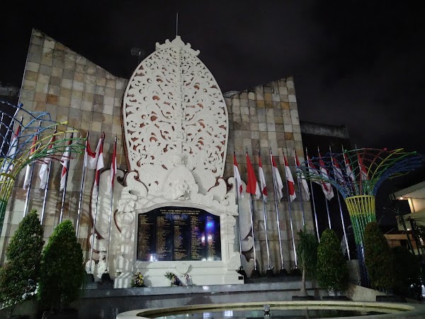 Monumen Tragedi Kemanusiaan 4