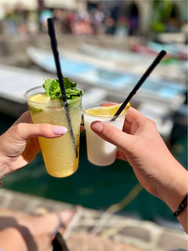 House of Lemonade and Spritz 5