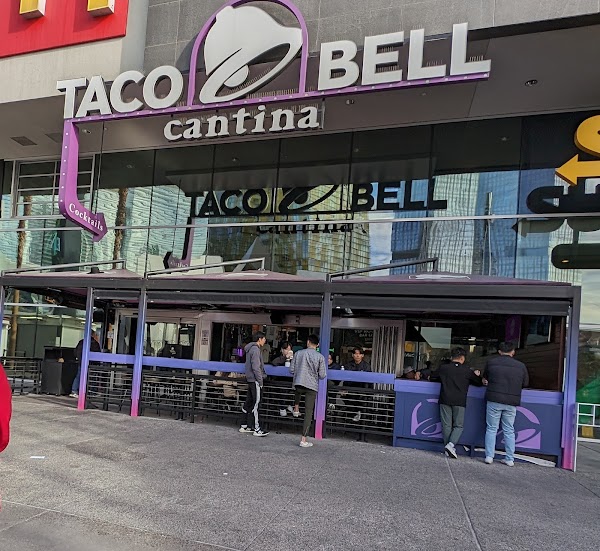 Taco Bell Cantina 3