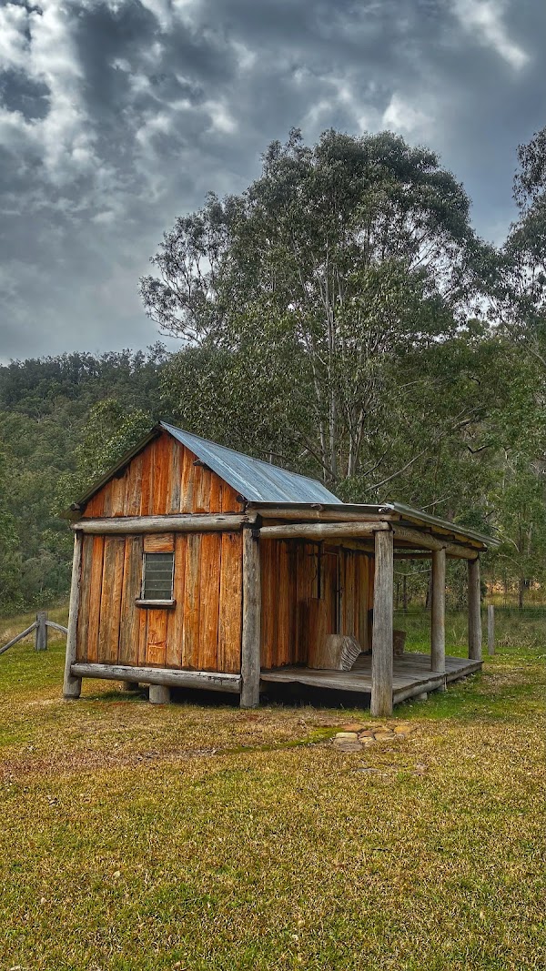 Youdales Hut campground and picnic area 4