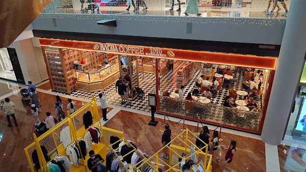 The Shoppes at Marina Bay Sands 5