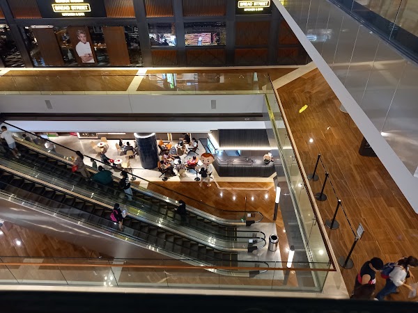 The Shoppes at Marina Bay Sands 4