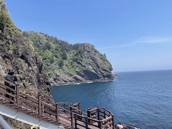 Hangnam Coastal Walkway