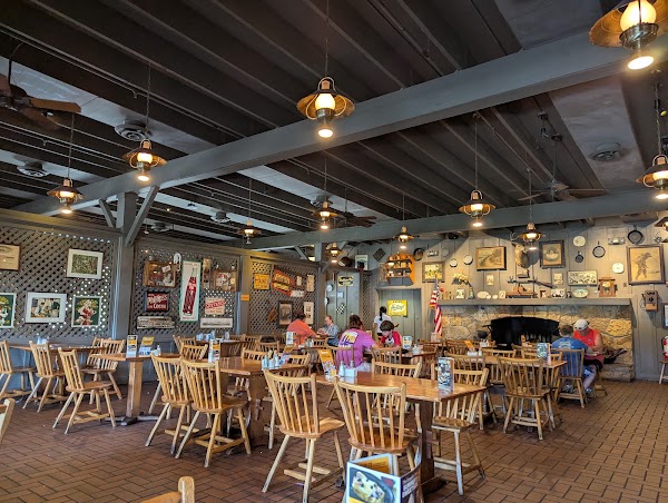 Cracker Barrel Old Country Store 2