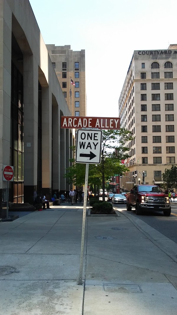 Arcade Alley