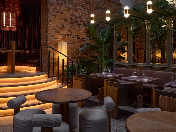 Mama C Café