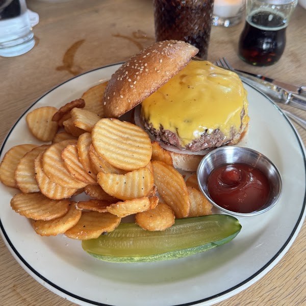 Red Hook Tavern 3