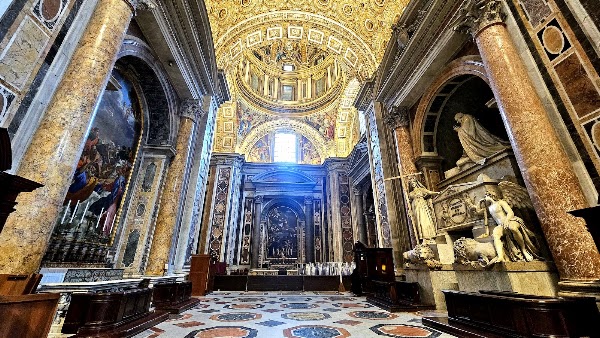 Tomb of Saint Peter 3