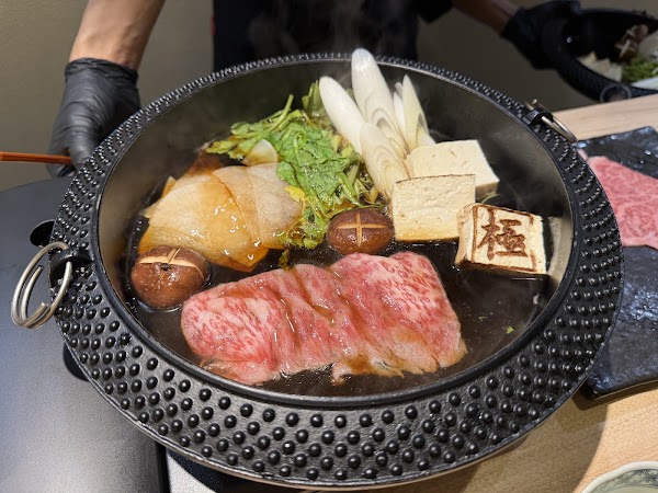 WAGYUSUKIYAKI 極〜GOKU〜 浅草 Asakusa Sensoji temple 4