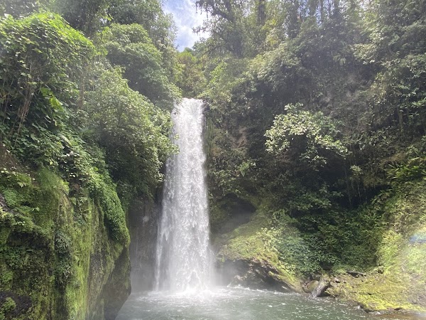 La Paz Waterfall 1