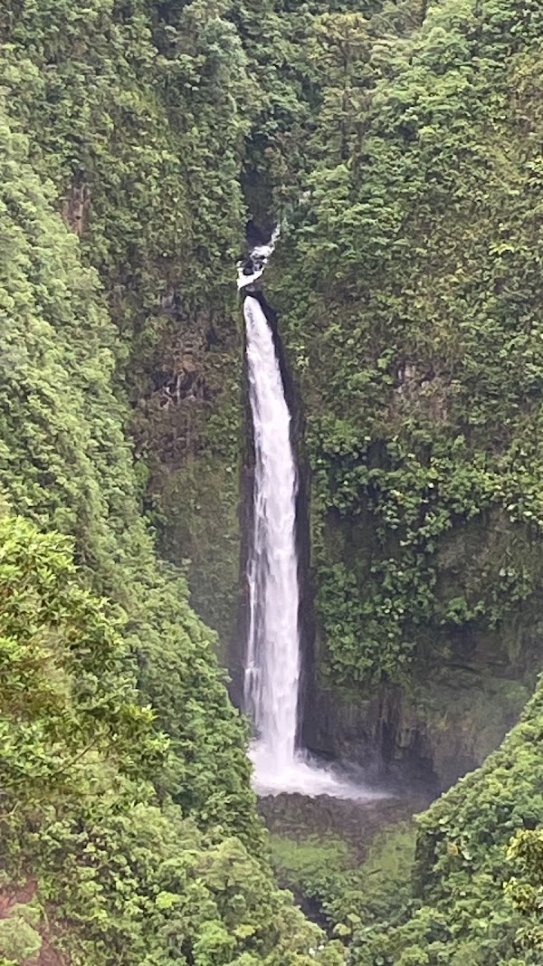 La Paz Waterfall 3