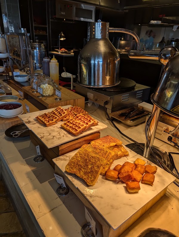 Goji Kitchen & Bar 2