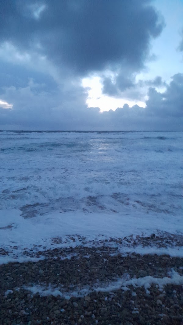 Elly Bay Beach 2