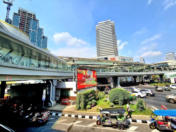 OneSiam Skywalk 3