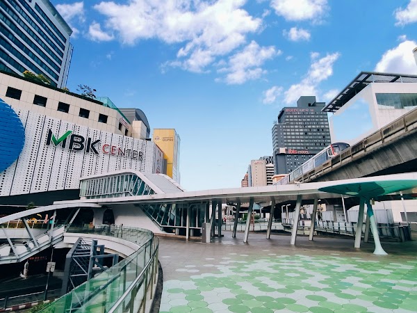 OneSiam Skywalk 2