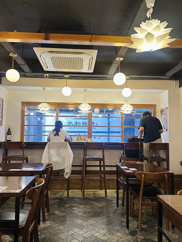 1992덮밥&짜글이 명동1호점ㅣTraditional Korean Food Restaurant 5
