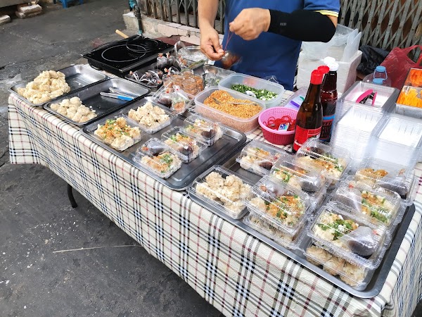 Trok Mor Morning Market 3