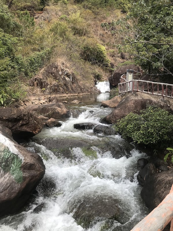 Baishuizhai Scenic Resort 4