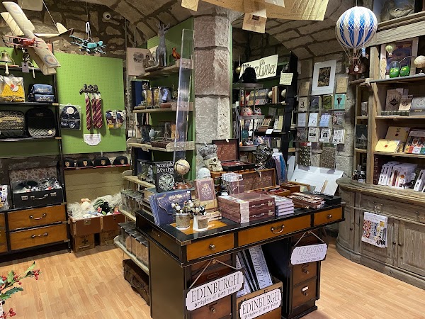Museum Context: Retailer of Harry Potter Merchandise 3