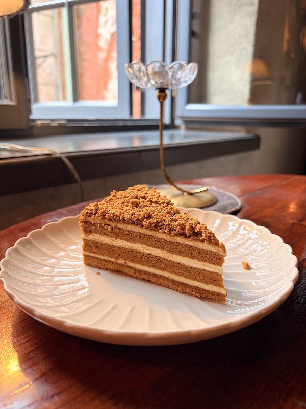 Parunāsim kafe'teeka coffee bar 2