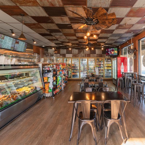 Bara's Deli 1