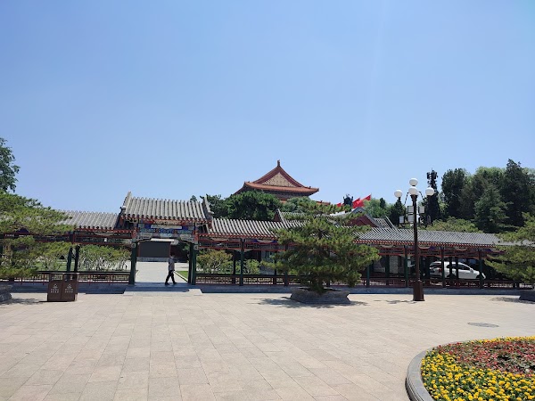 Zhongshan Park （West Gate 1） 2