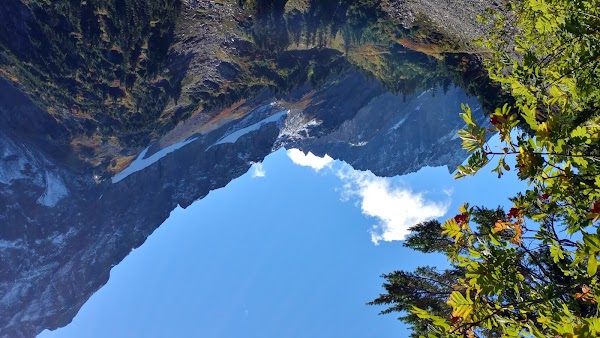 Cascade Pass Trail 4