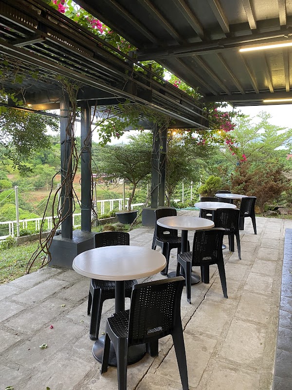 Crosswinds Tanay Cafe