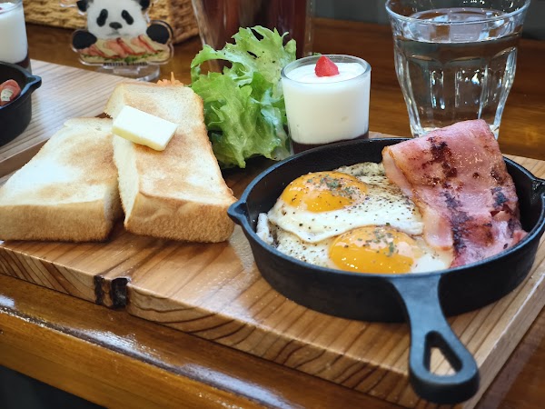 SAKUPAN CAFE 3