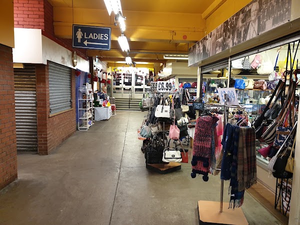 Barras Market 2
