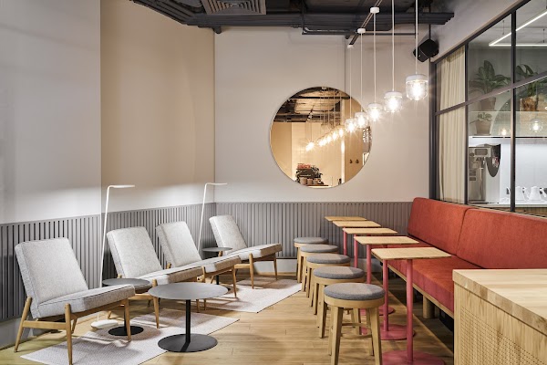 Coffeedesk Kawiarnia - Próżna