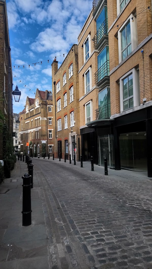 Floral Street 1