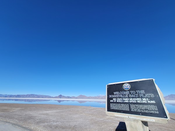 Bonneville Salt Flats 5