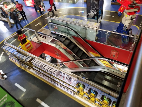 Hamleys 3